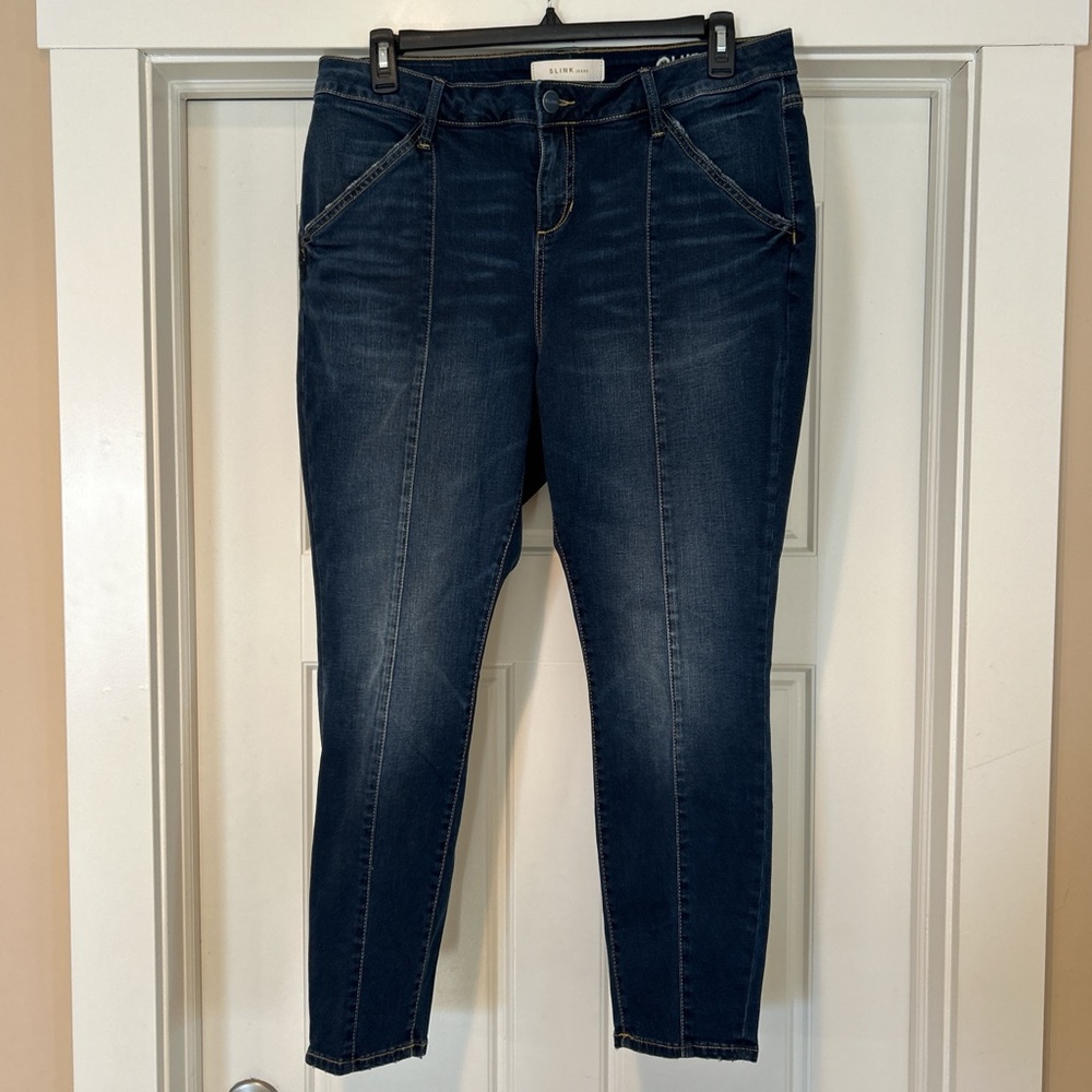 Slink Blue Jeans with Tapered Fit